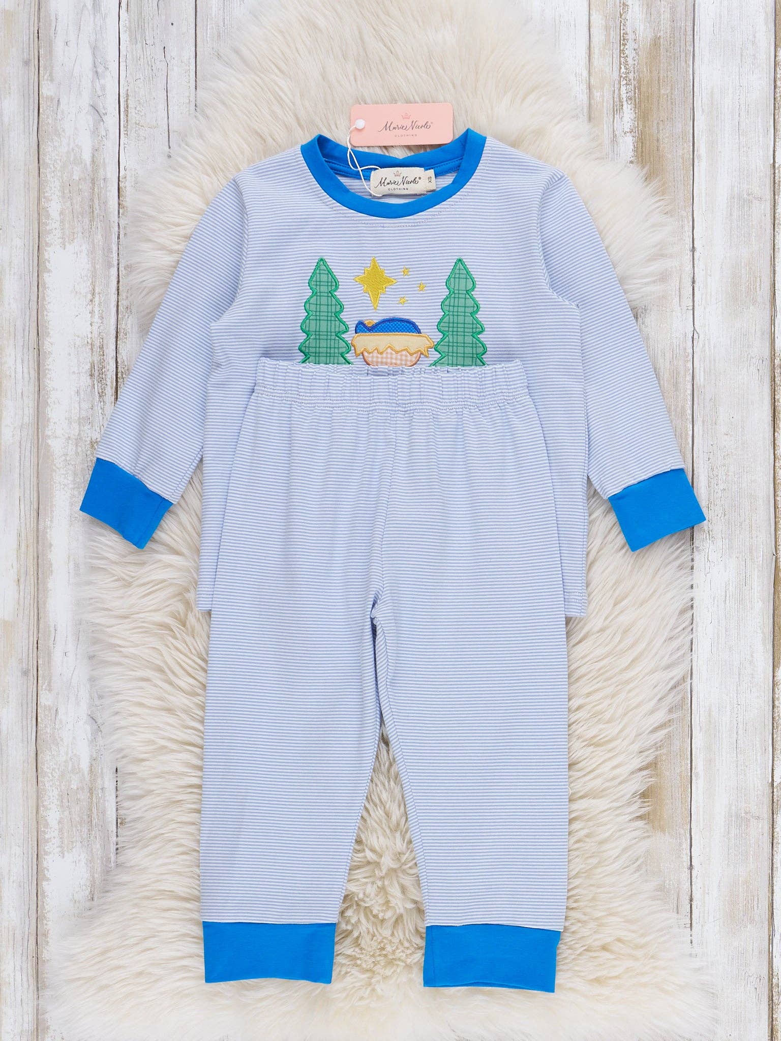 Sleepin' in the Manger Embroidered Pajamas - Gray